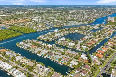 4605 S Ocean Boulevard Highland Beach FL 33487