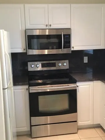 11415 NW 34th Place Sunrise FL 33323