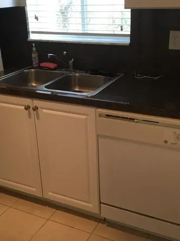 11415 NW 34th Place Sunrise FL 33323