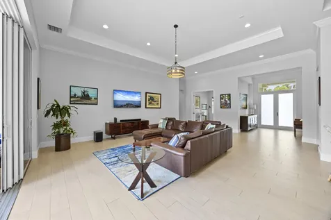 6777 140th Lane Palm Beach Gardens FL 33418