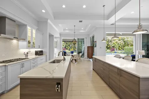6777 140th Lane Palm Beach Gardens FL 33418