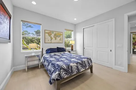 6777 140th Lane Palm Beach Gardens FL 33418