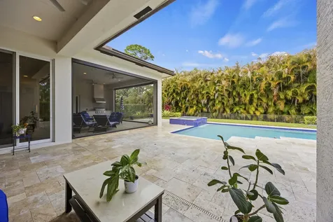 6777 140th Lane Palm Beach Gardens FL 33418