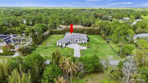 6777 140th Lane Palm Beach Gardens FL 33418