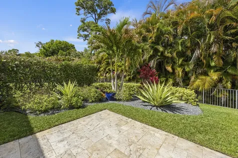 6777 140th Lane Palm Beach Gardens FL 33418