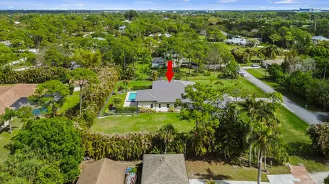 6777 140th Lane Palm Beach Gardens FL 33418
