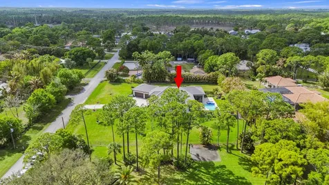6777 140th Lane Palm Beach Gardens FL 33418