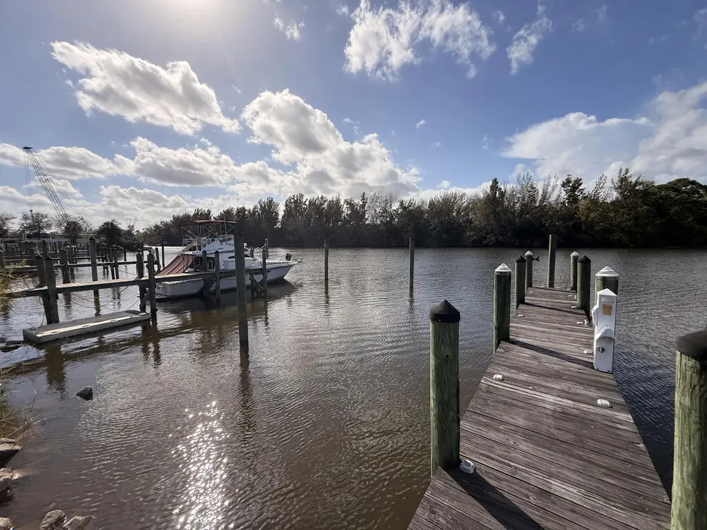 3345 Sw Porpoise Circle Stuart FL 34997