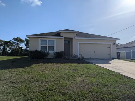 284 SW Ridgecrest Drive Port Saint Lucie FL 34953