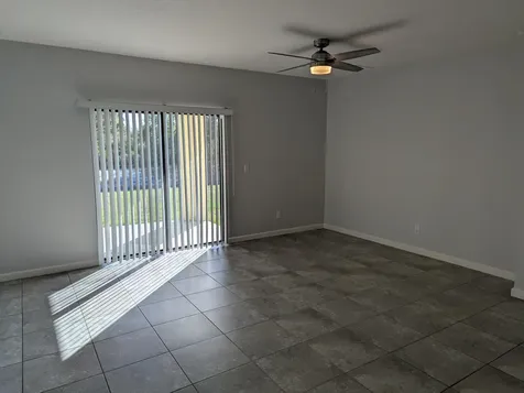 284 SW Ridgecrest Drive Port Saint Lucie FL 34953