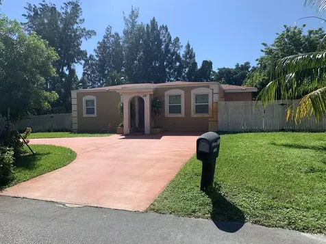 212 Nw 6th Avenue Boynton Beach FL 33435