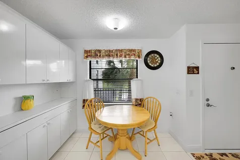 9165 Sw 14th Street Boca Raton FL 33428