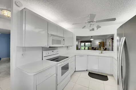 9165 Sw 14th Street Boca Raton FL 33428