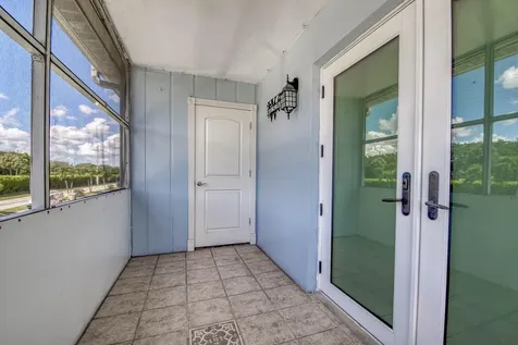 960 Flanders T Delray Beach FL 33484