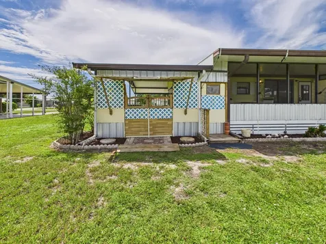 2001 Se 27th Street Okeechobee FL 34974