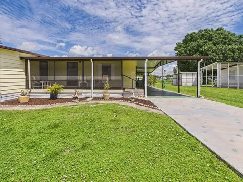 2001 Se 27th Street Okeechobee FL 34974