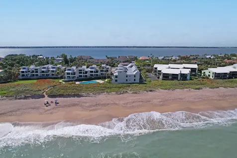 2051 Ne Ocean Boulevard Stuart FL 34996