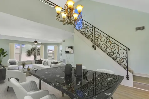 2051 Ne Ocean Boulevard Stuart FL 34996