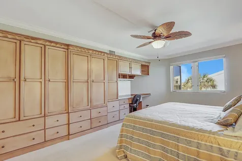 2051 Ne Ocean Boulevard Stuart FL 34996