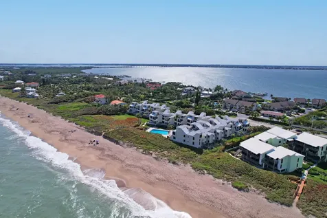 2051 Ne Ocean Boulevard Stuart FL 34996