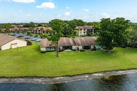 816 Sky Pine Way Greenacres FL 33415
