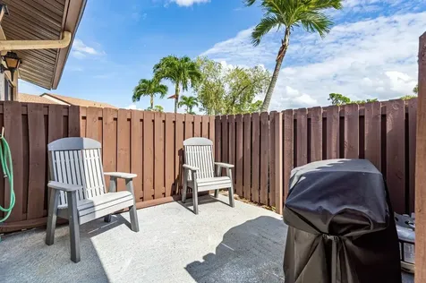 816 Sky Pine Way Greenacres FL 33415