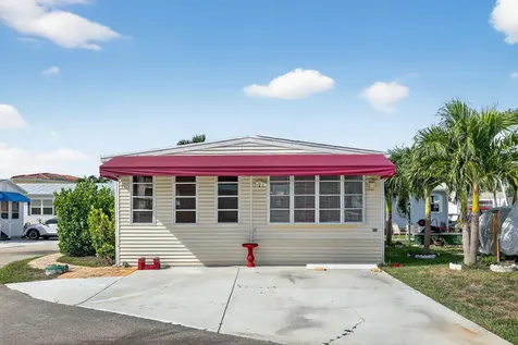 91 Nettles Boulevard Jensen Beach FL 34957