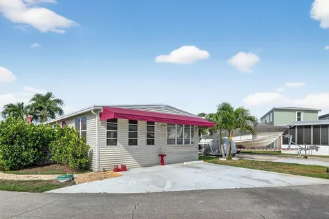 91 Nettles Boulevard Jensen Beach FL 34957