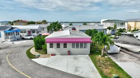 91 Nettles Boulevard Jensen Beach FL 34957