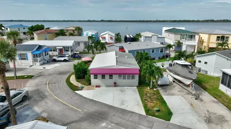 91 Nettles Boulevard Jensen Beach FL 34957