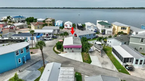 91 Nettles Boulevard Jensen Beach FL 34957