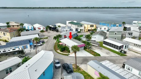 91 Nettles Boulevard Jensen Beach FL 34957