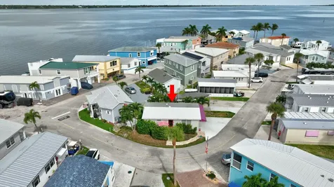 91 Nettles Boulevard Jensen Beach FL 34957
