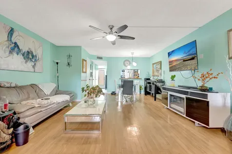 814 Banks Road Coconut Creek FL 33063