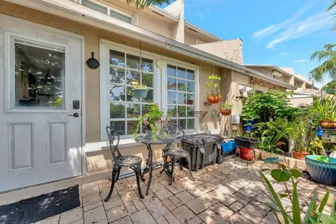 814 Banks Road Coconut Creek FL 33063