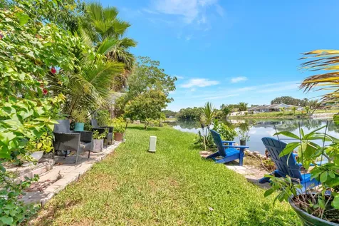 814 Banks Road Coconut Creek FL 33063