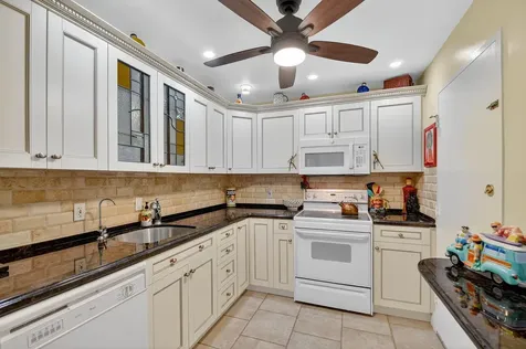 2295 S Ocean Boulevard Palm Beach FL 33480