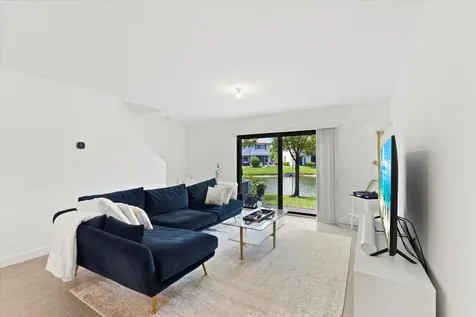 6019 Woods Edge Circle Riviera Beach FL 33410