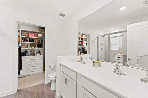 6019 Woods Edge Circle Riviera Beach FL 33410