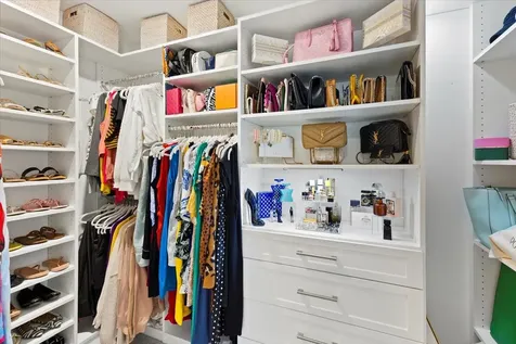 6019 Woods Edge Circle Riviera Beach FL 33410