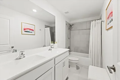 6019 Woods Edge Circle Riviera Beach FL 33410