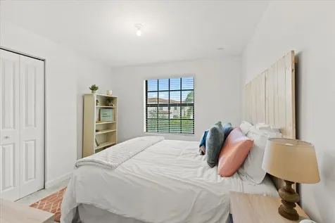 6019 Woods Edge Circle Riviera Beach FL 33410