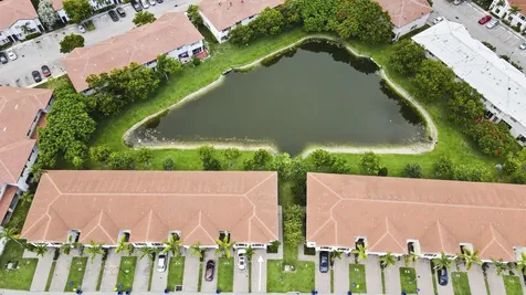 6019 Woods Edge Circle Riviera Beach FL 33410