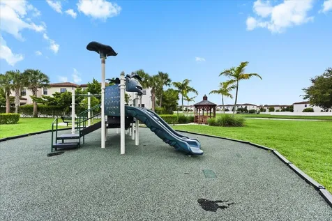 6019 Woods Edge Circle Riviera Beach FL 33410