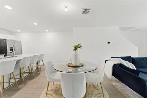 6019 Woods Edge Circle Riviera Beach FL 33410