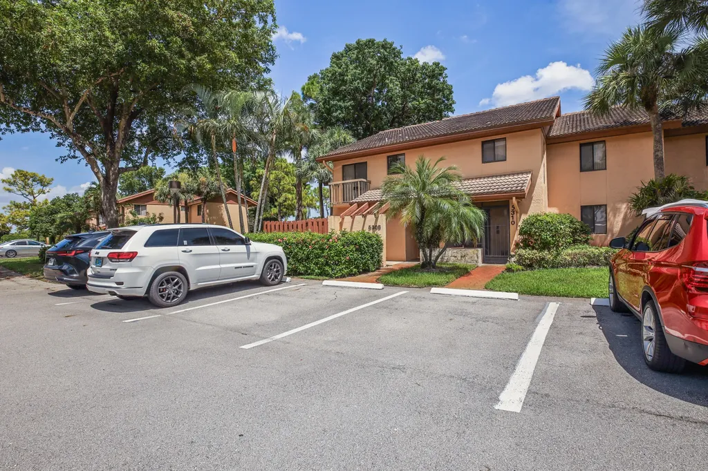 5308 Fountains Drive Lake Worth FL 33467