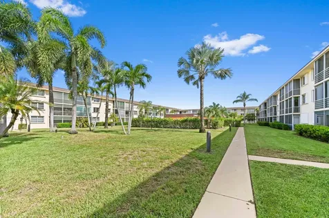 4500 N Federal Highway Lighthouse Point FL 33064