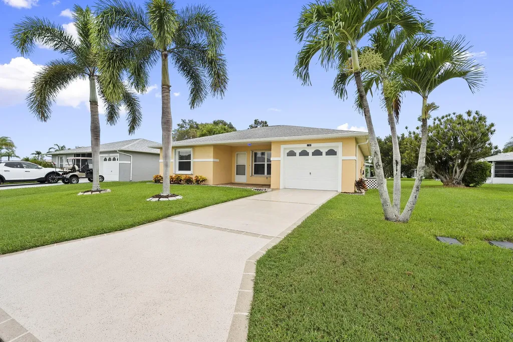 5707 Thatch Place Fort Pierce FL 34982