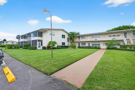 221 Coventry J West Palm Beach FL 33417