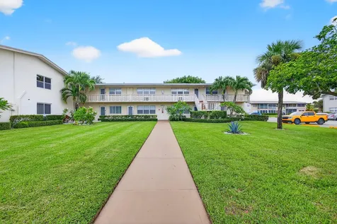 221 Coventry J West Palm Beach FL 33417